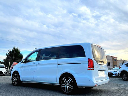 Mercedes Benz V-Class LONG Avantgarde 7 Seats  2,2L