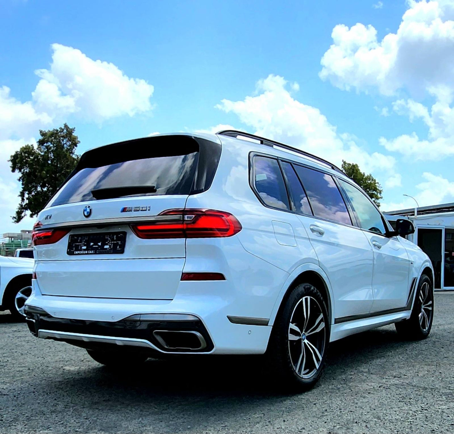 BMW X7 M-SPORT 4.4L 7 SEATS