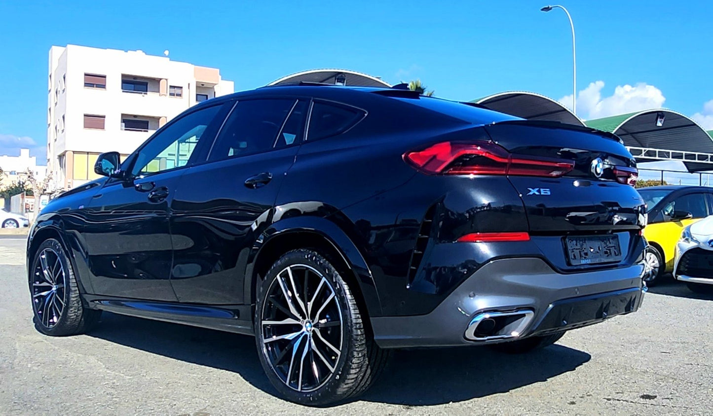 BMW X6 M-Sport X-Drive 35D 3.0L (panoramic roof)