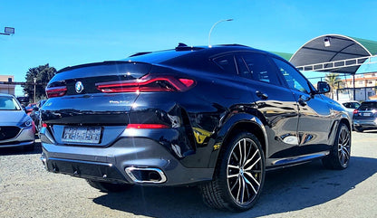 BMW X6 M-Sport X-Drive 35D 3.0L (panoramic roof)