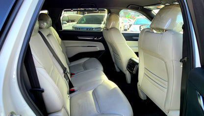 CX-8 2.2L 7 seats (white interior)